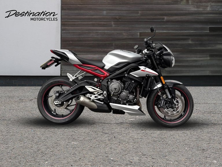 2019 Triumph STREET TRIPLE R Petrol silver Manual