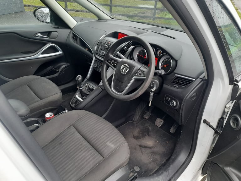 Vauxhall, ZAFIRA, MPV, 2015, Manual, 1956 (cc), 5 doors