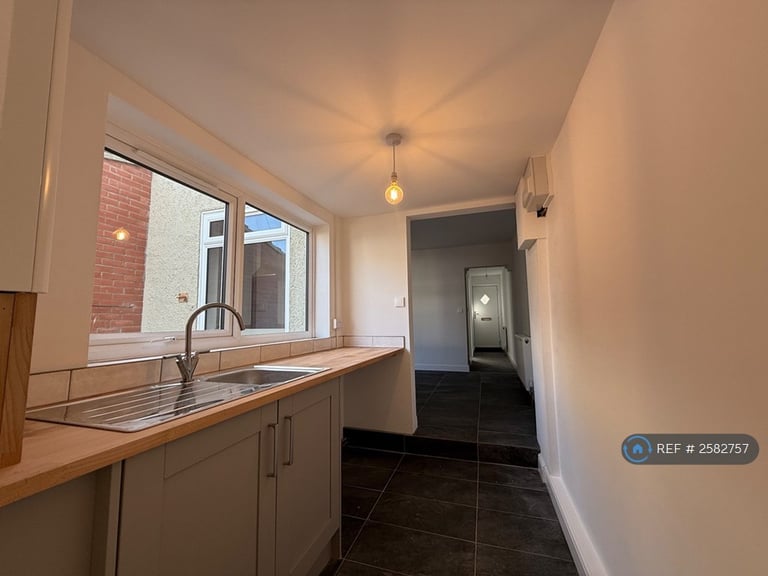 3 bedroom house in Union Place, Lowestoft, NR33 (3 bed) (#2582757)
