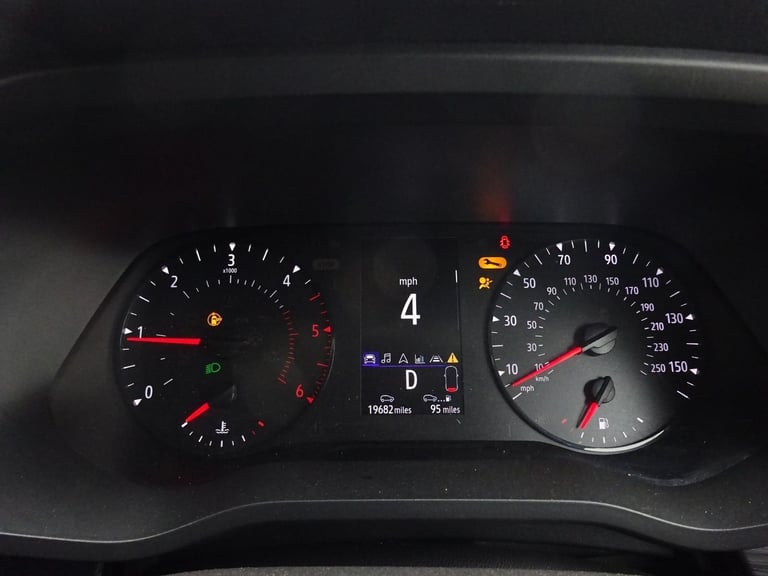 2024 24 REG RENAULT TRAFIC LL30 EXTRA BLUE DCI DIESEL AUTO MPV DAMAGED SALVAGE