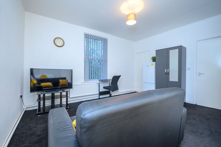 Long term stays Free parking Broadgreen Liverpool