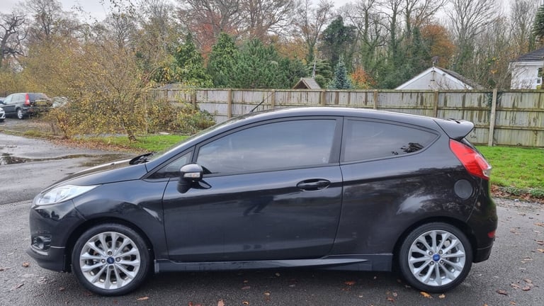 2013 Ford Fiesta 1.0 EcoBoost 125 Zetec S 3dr HATCHBACK Petrol Manual
