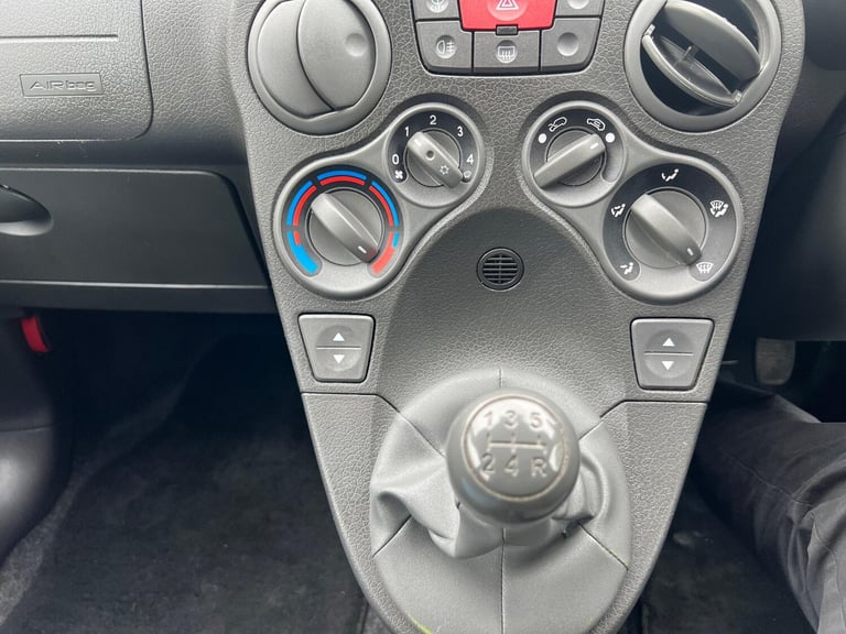 2011 Fiat Panda 1.2 MyLife 5dr HATCHBACK Petrol Manual
