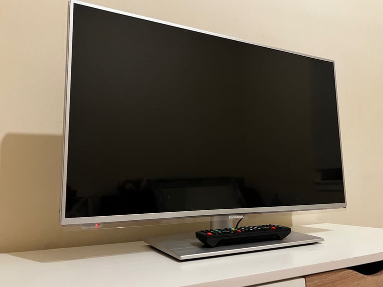 image for Panasonic tv 32 inch
