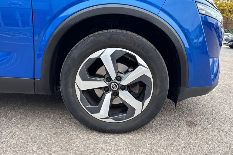 2021 Nissan Qashqai 1.3 DiG-T MH 158 Premiere Edition 5dr Xtronic Hatchback Petrol Automatic