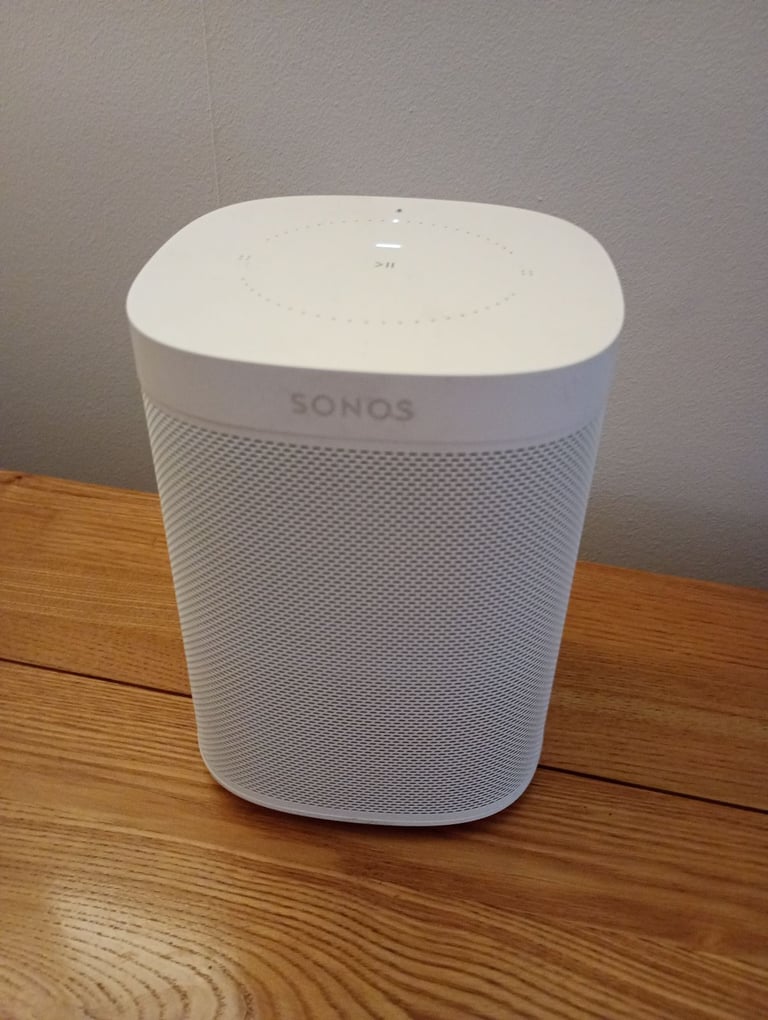 2 Sonos speakers 
