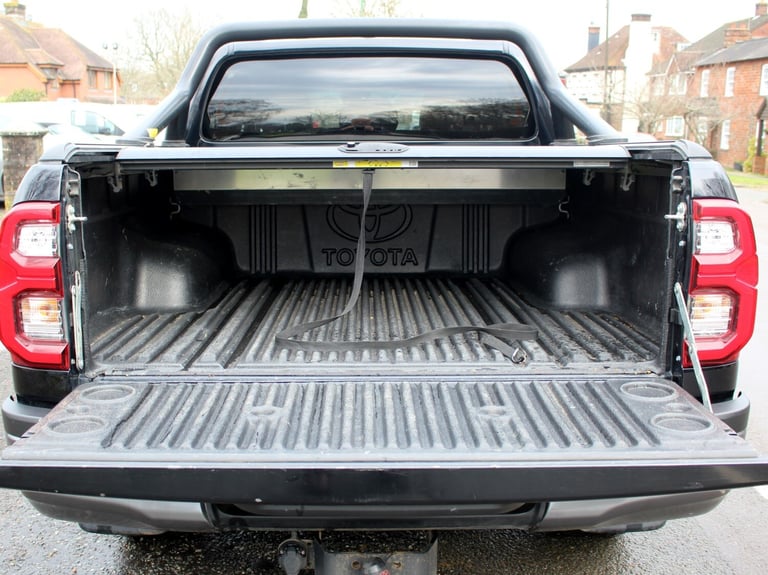 2022 Toyota Hi-lux 2.8 D-4D Invincible X  FULL LEATHER Pickup Double Cab 4dr