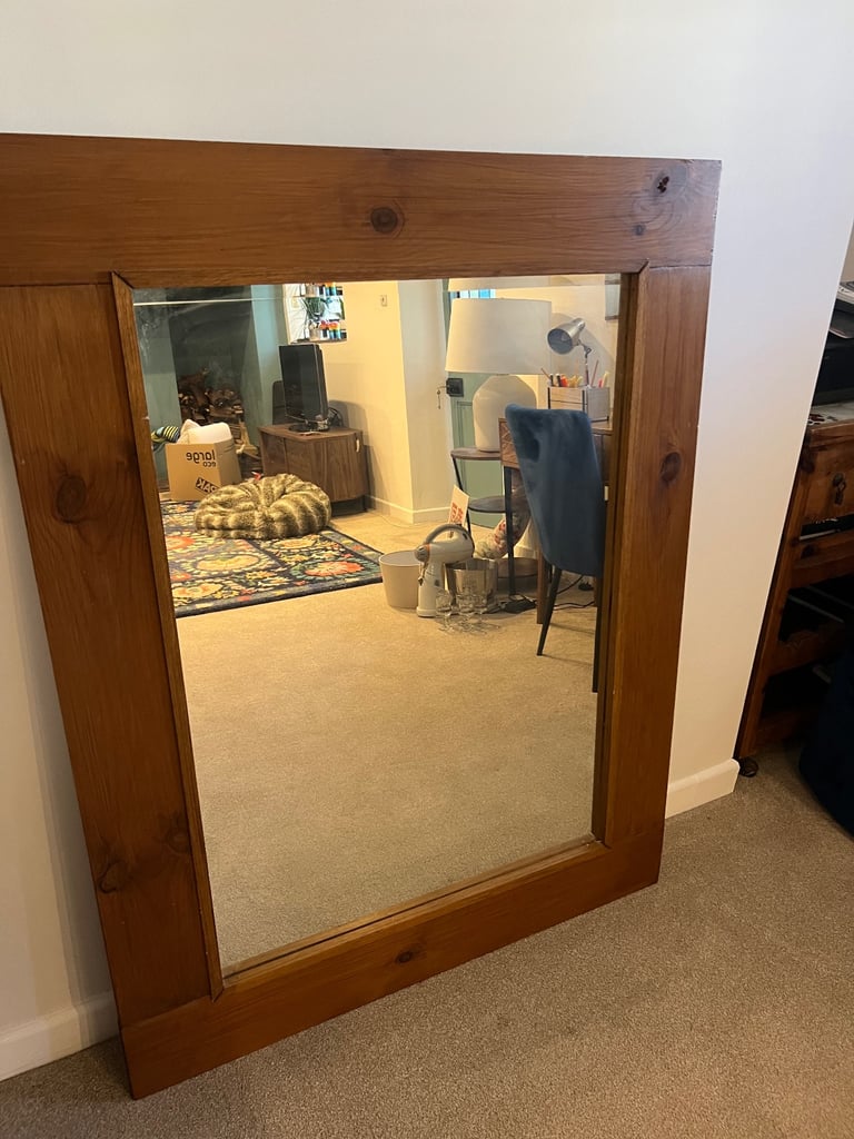 Large pine mirror 