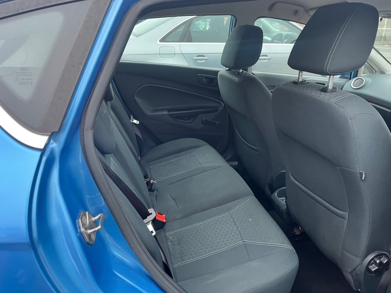 2010 Ford Fiesta 1.25 Zetec 5dr [82] HATCHBACK Petrol Manual