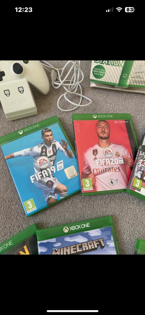 Xbox One S with controller, games and charging pod. All cables included 