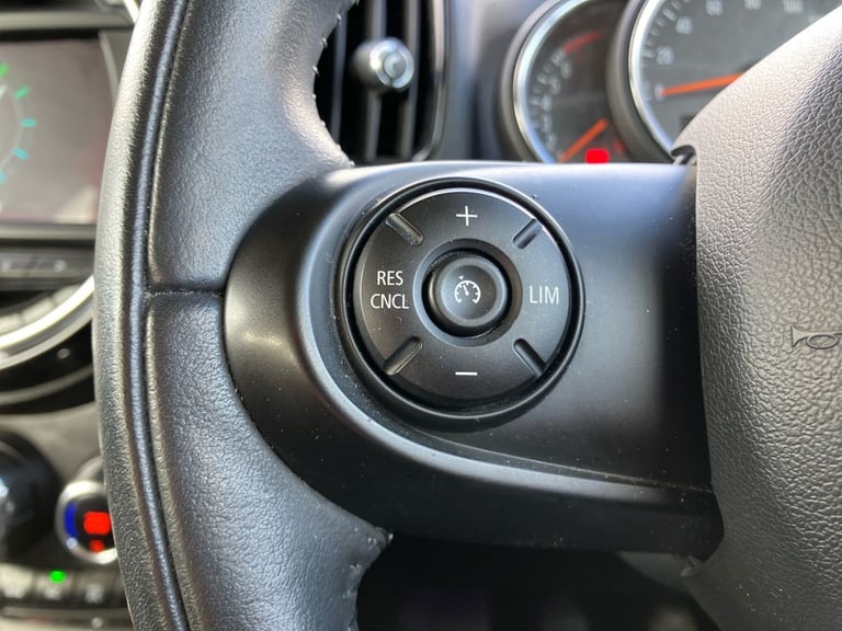 2020 MINI Countryman 1.5 Cooper Classic 5dr Hatchback PETROL Manual