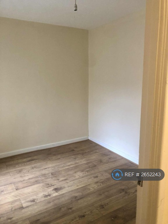 4 bedroom house in Kennard Street, Ton Pentre, Pentre, CF41 (4 bed) (#2652243)