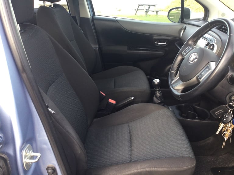 2012 Toyota Yaris 1.33 VVT-i TR 5dr HATCHBACK Petrol Manual