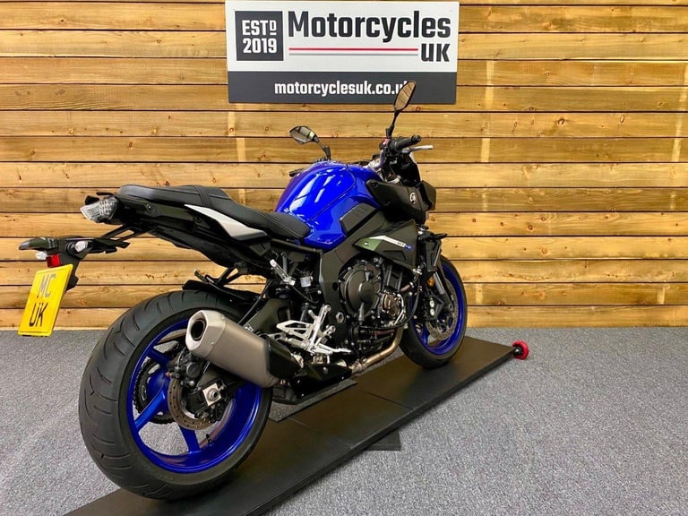 AWESOME 2017 YAMAHA MT-10, ONLY 13717 MILES, FSH 