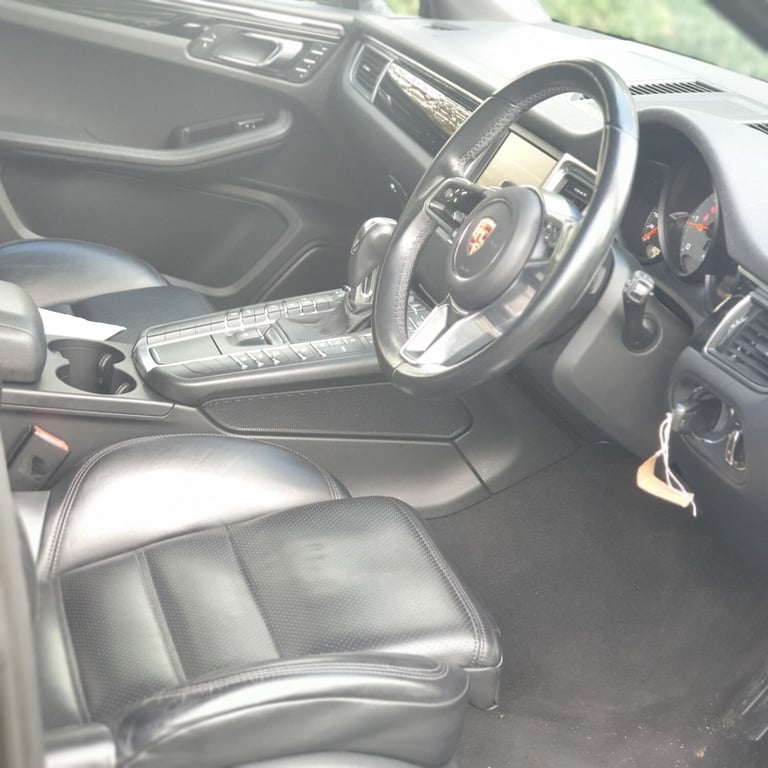 PORSCHE MACAN S (2015) 3.0 TD V6 S SUV 5dr Diesel PDK 4WD Euro 6 260P/S STUNNING