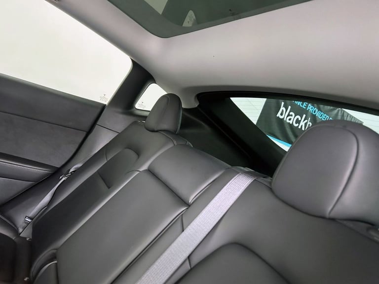 2022 Tesla Model Y (Dual Motor) Long Range SUV 5dr Electric Auto 4WDE (384 bhp) 1 OWNER MPV ELECT...