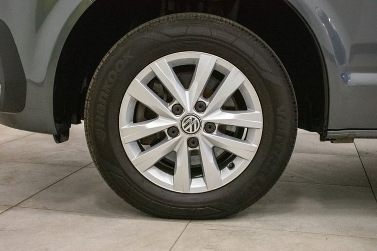 2021 21 VOLKSWAGEN TRANSPORTER 2.0 TDI T30 HIGHLINE PANEL VAN 5DR DIESEL DSG FWD