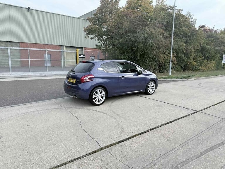 2012 Peugeot 208 1.6 e-HDi 115 Feline 3dr HATCHBACK Diesel Manual