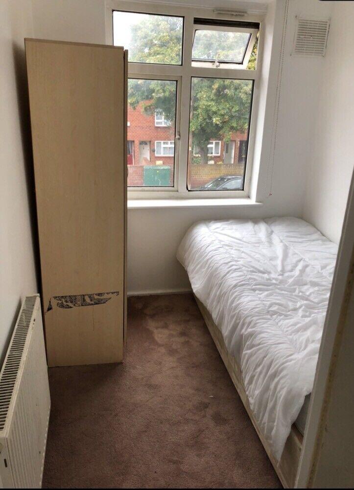 Single room £550 per month Close to Brunel / Uxbridge