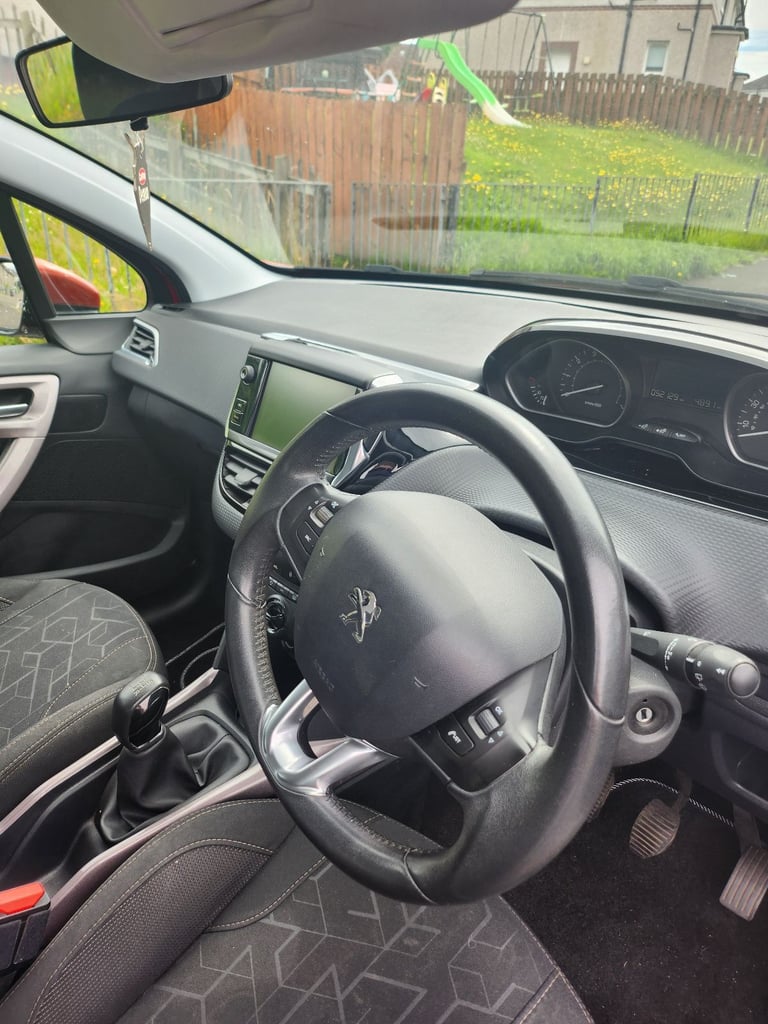 Peugeot, 2008, Hatchback, 2016, Manual, 1199 (cc), 5 doors