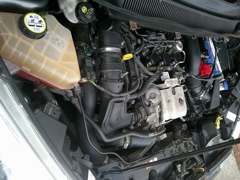 FORD B-MAX 1.0 T EcoBoost Zetec 2015