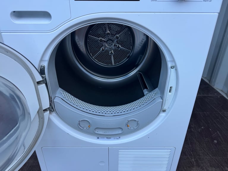 Miele TCF640WP 8kg T1 Heat-Pump Tumble Dryer with EcoSpeed – White
