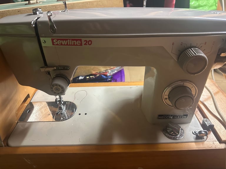 Vintage necchi sewline 20 sewing machine