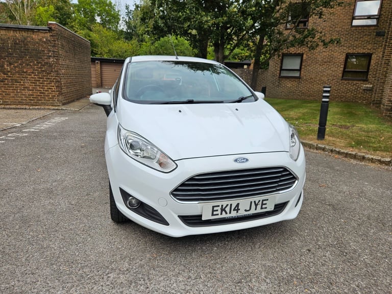 image for Ford, FIESTA, Hatchback, 2014, Manual, 1241 (cc), 5 doors