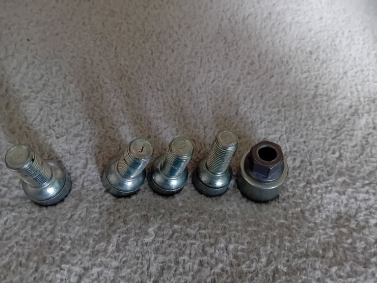 VW/AUDI Locking Wheel Nut Set 5 Piece (2024-25)