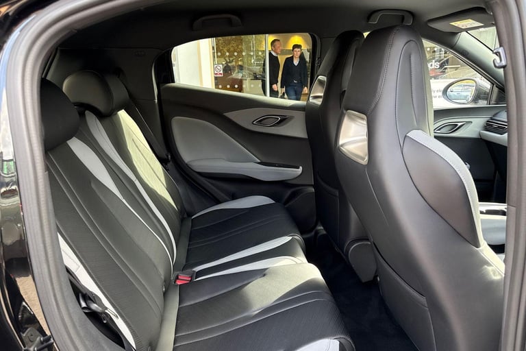 2025 BYD Dolphin 43.2kWh Comfort Hatchback 5dr Electric Auto (154 ps) HATCHBACK Electric Automatic