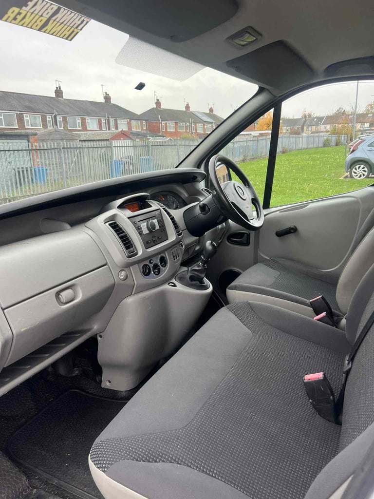 Vauxhall, VIVARO, Panel Van, 2010, Manual, 1995 (cc)