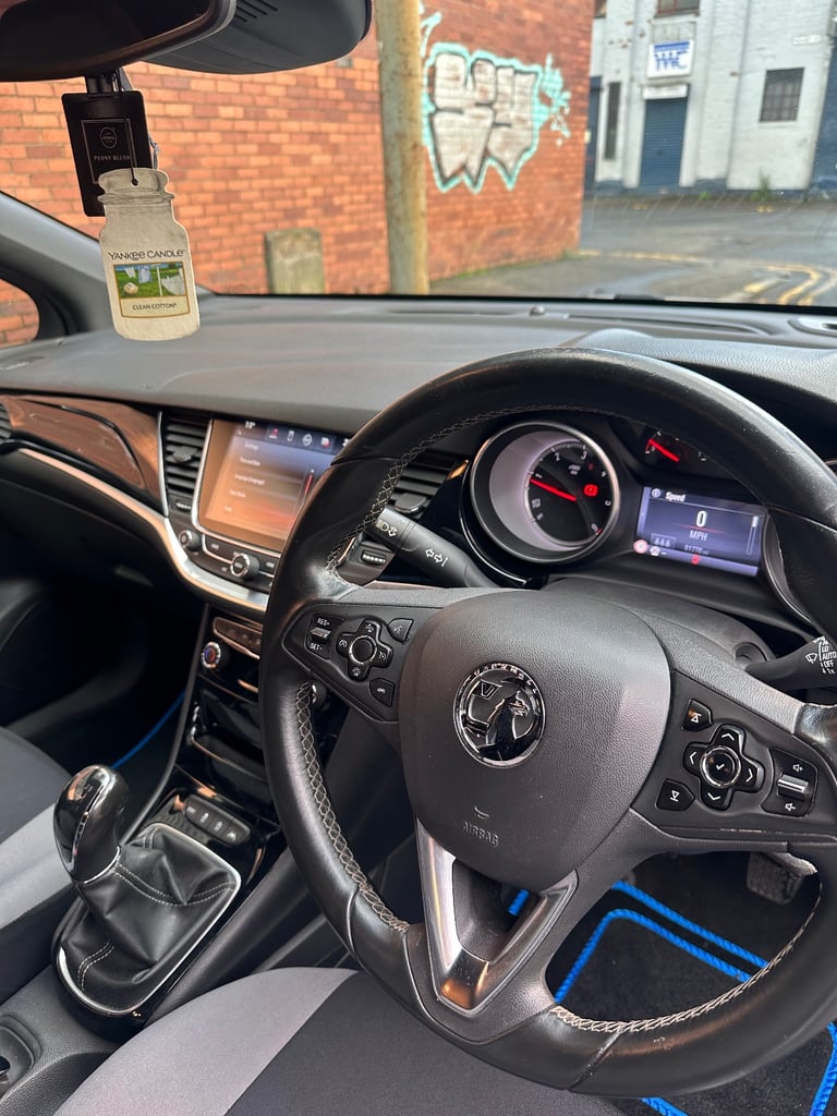 Vauxhall, ASTRA, Hatchback, 2016, Manual, 1598 (cc), 5 doors