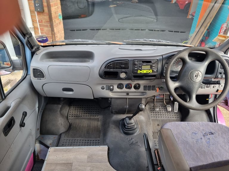 Ford, TRANSIT 100 SWB, Panel Van, 2000, 2496 (cc)