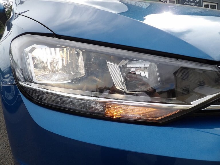 2018 Volkswagen Touran 2.0 TDI SE Family 5dr DSG MPV DIESEL Automatic