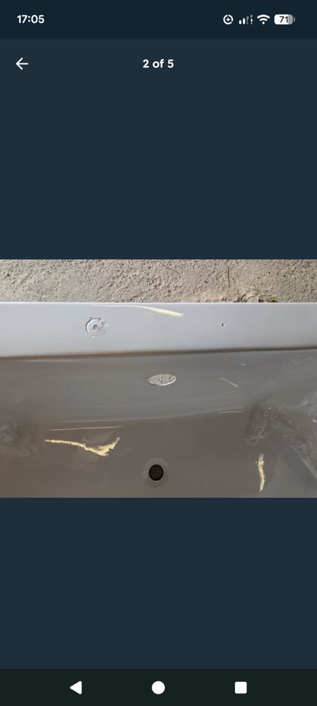 image for NEW Bath tub (1700mm x 750mm)