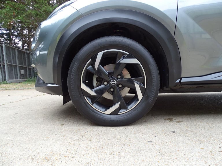 2023 Nissan Juke 1.0 DIG-T N-Connecta Euro 6 (s/s) 5dr HATCHBACK Petrol Manual