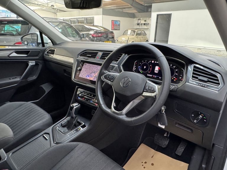 2022 Volkswagen Tiguan Allspace 1.5 TSI Life SUV 5dr Petrol DSG Euro 6 (s/s) (150 ps) ESTATE Petr...