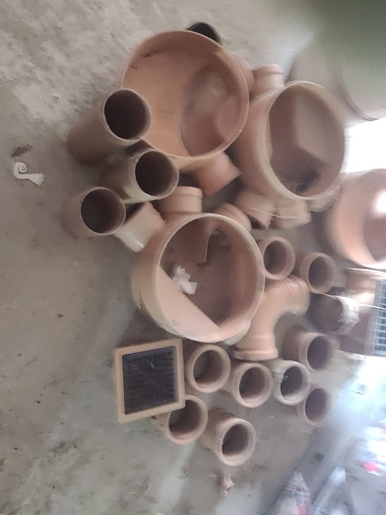 Drainage/ manhole fittings 