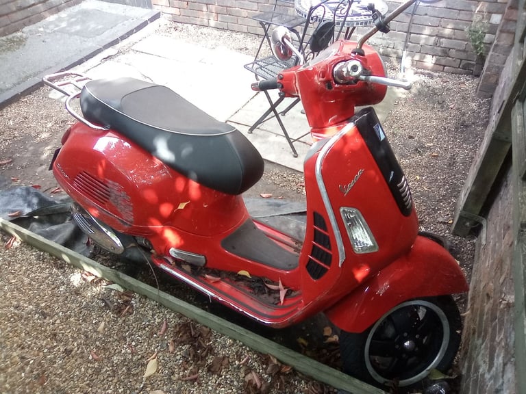 Vespa super GT 125 