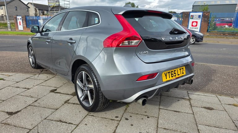 2015 Volvo V40 T2 [122] R DESIGN 5dr HATCHBACK Petrol Manual