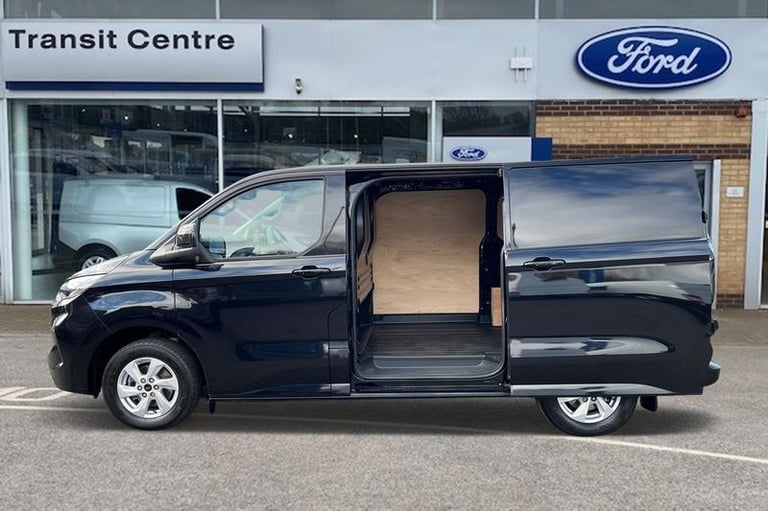 2025 Ford Transit Custom 280 Limited L1 SWB FWD 2.0 EcoBlue 136ps APPLE CAR PLAY + ANDROID AUTO, ...