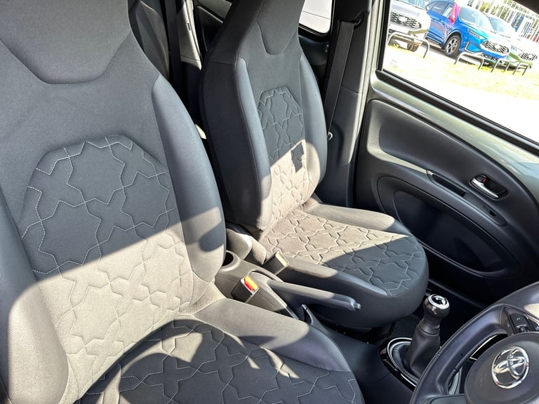 2022 Toyota Aygo X 1.0 VVT-i Exclusive 5dr HATCHBACK PETROL Manual