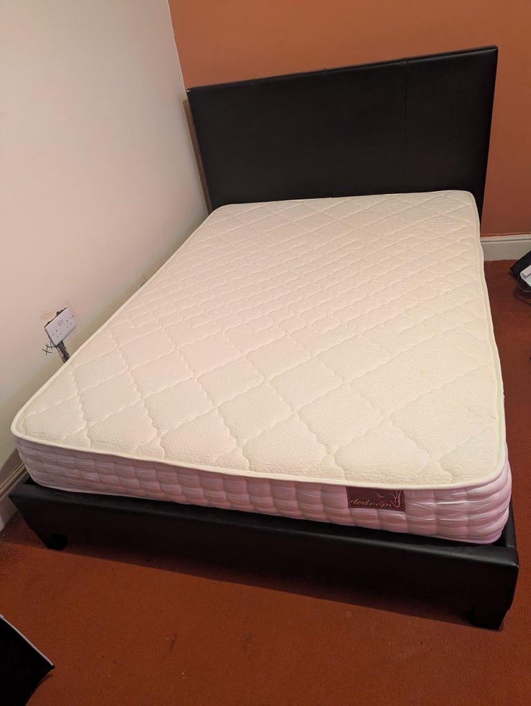 image for 2024 9.4" Double Pocket Sprung Mattress