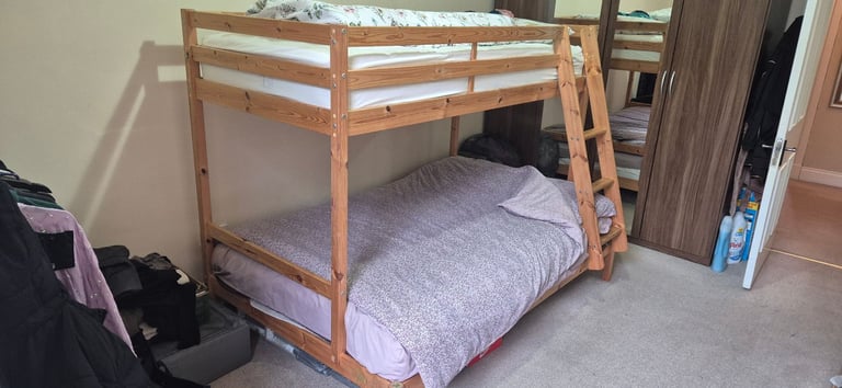 image for Tripple bunk bed