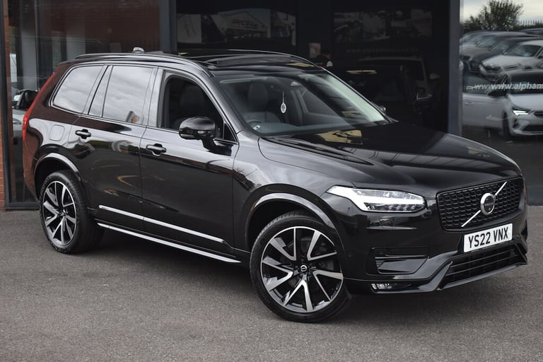image for 2022 Volvo XC90 2.0 B5D [235] Plus Dark 5dr AWD Geartronic ESTATE DIESEL Automatic