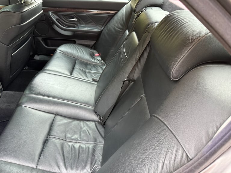 1998 BMW 7 Series 735i V8 4dr Auto SALOON Petrol Automatic
