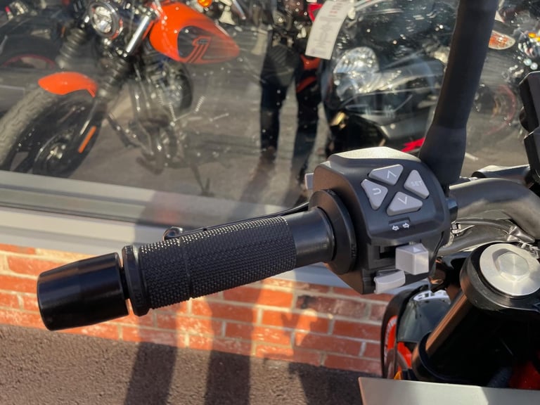 KTM 390 Duke 2021