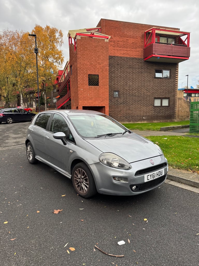 Fiat, PUNTO, Hatchback, 2012, Manual, 1368 (cc), 5 doors