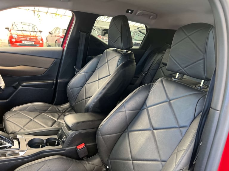 2019 DS Automobiles DS 3 Crossback 1.2 DS3 Crossback Prestige PureTech S/S Auto 5dr SUV Petrol Au...