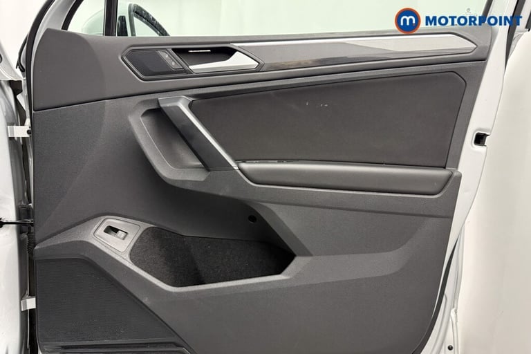 2021 Volkswagen Tiguan 1.5 TSI 150 Elegance 5dr DSG ESTATE PETROL Automatic
